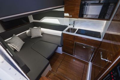 Yacht
