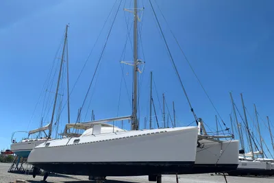 2001 Outremer 45