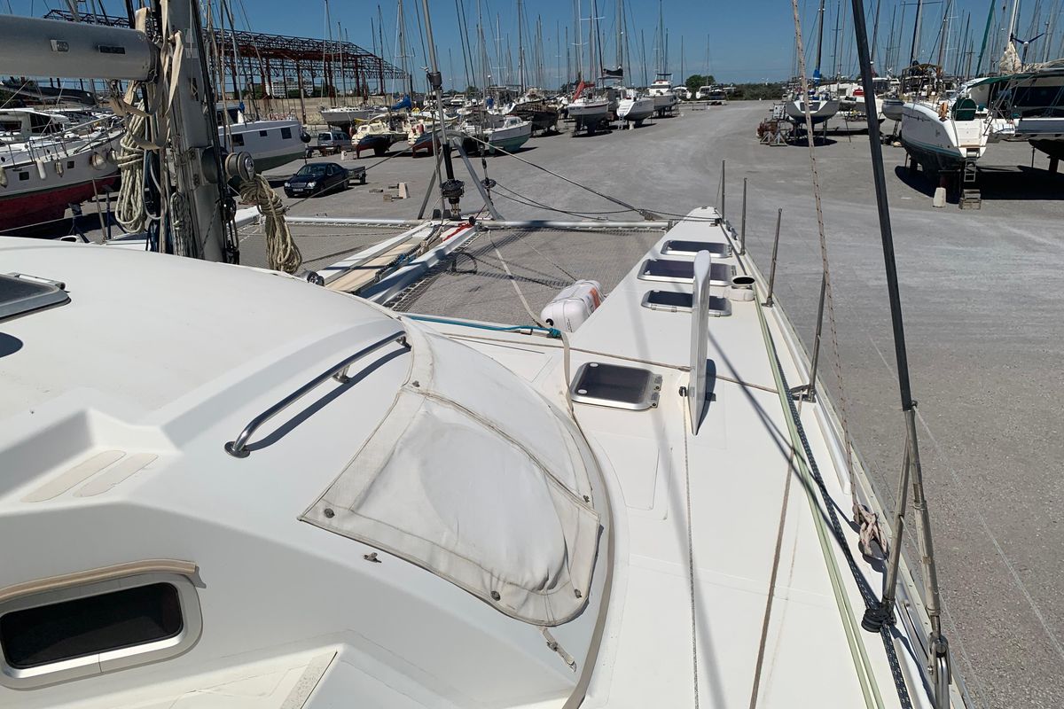 2001 Outremer 44 