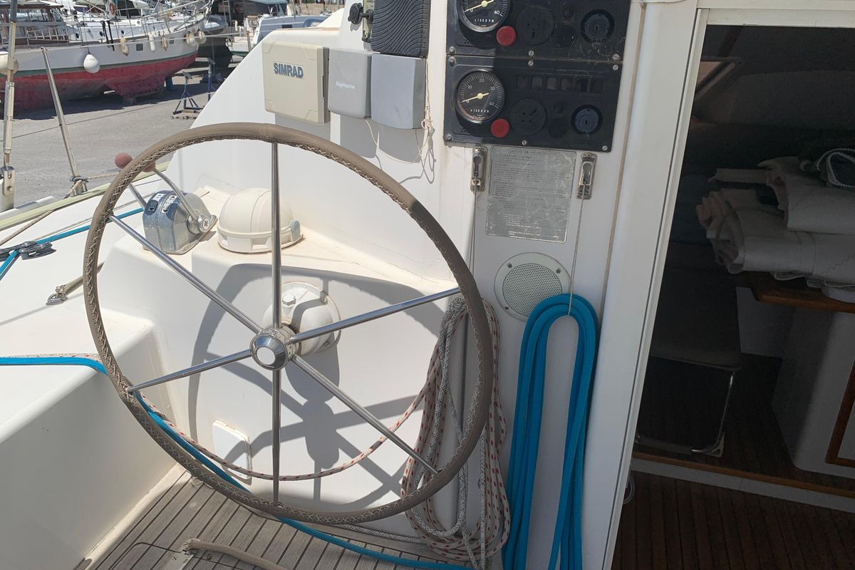 2001 Outremer 44 