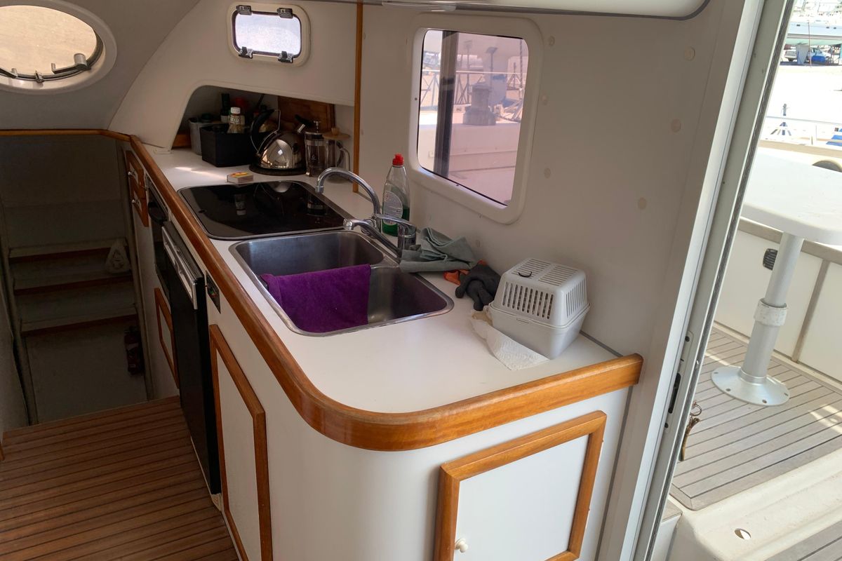 2001 Outremer 44 