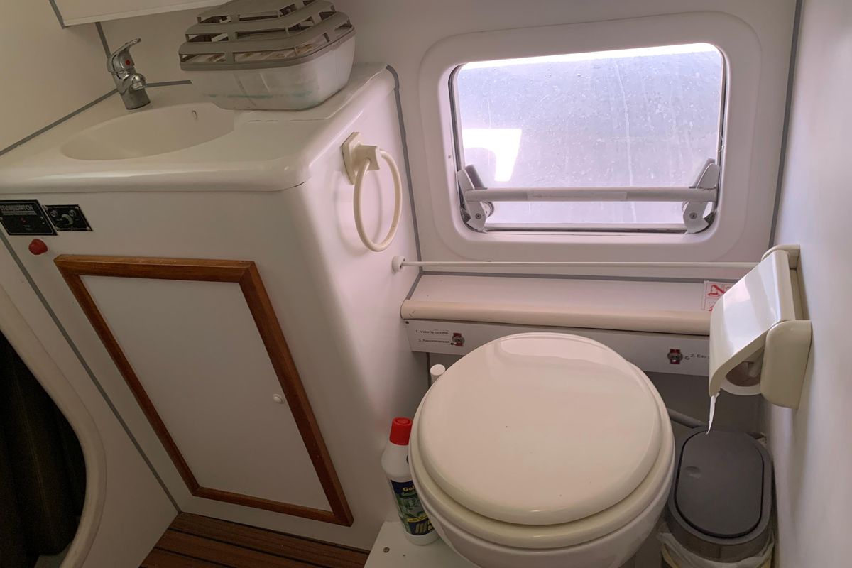 2001 Outremer 44 