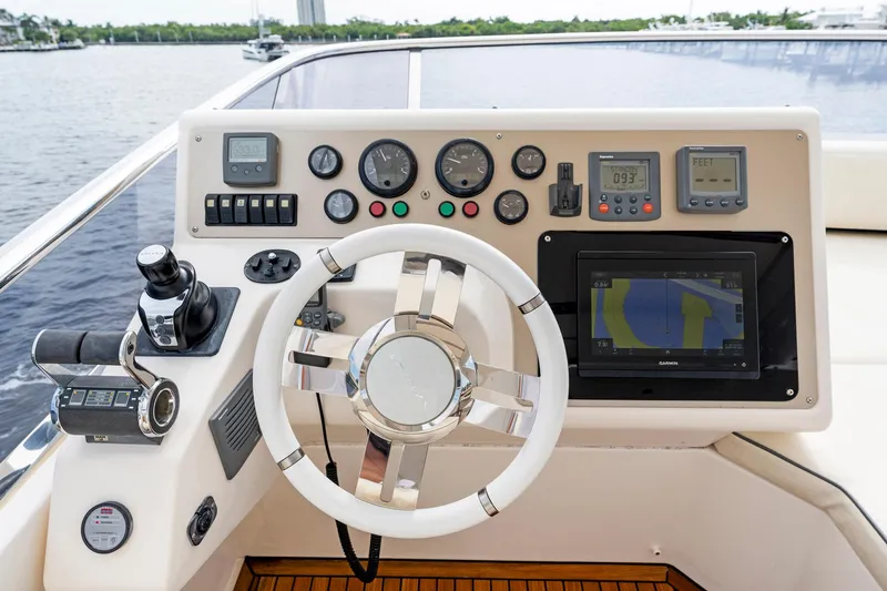 Aries Yacht Photos Pics 