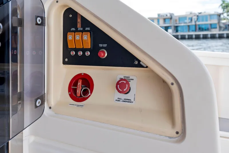 Aries Yacht Photos Pics 