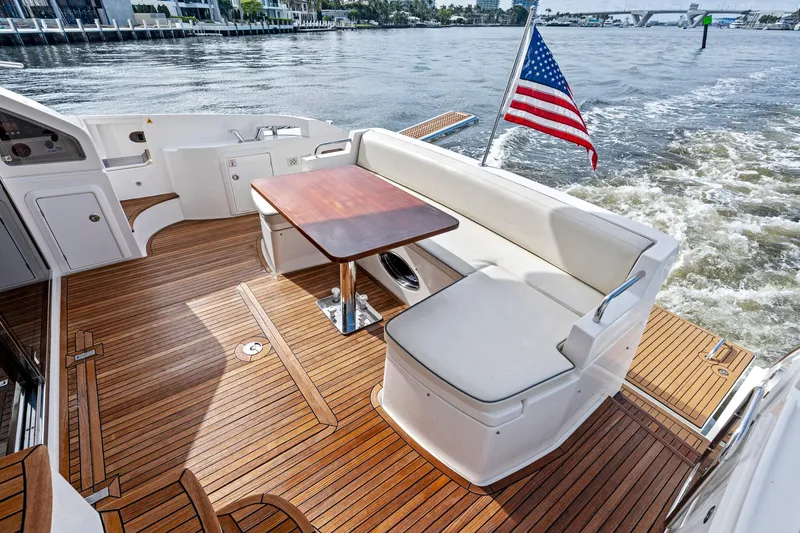 Aries Yacht Photos Pics 