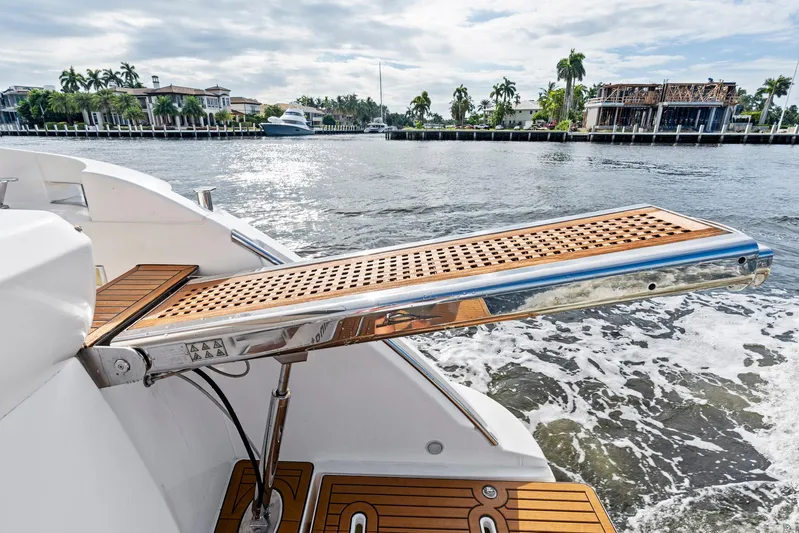 Aries Yacht Photos Pics 