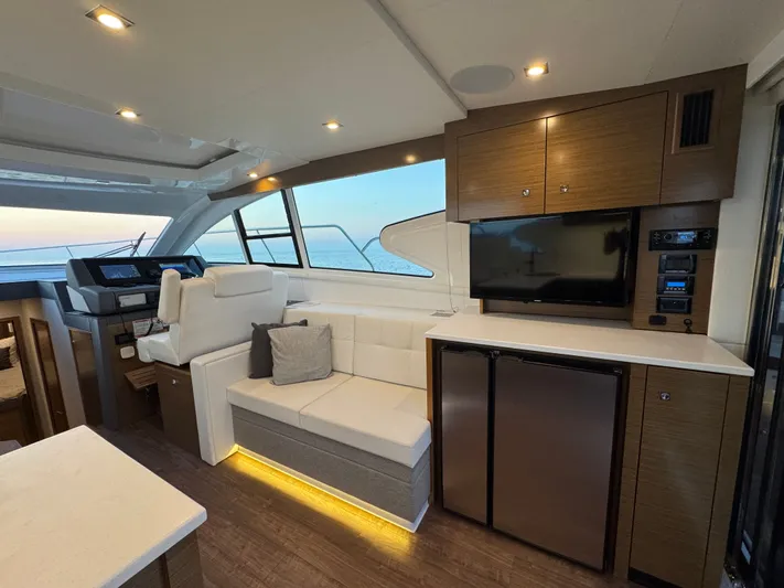 Last Nickel Yacht Photos Pics 