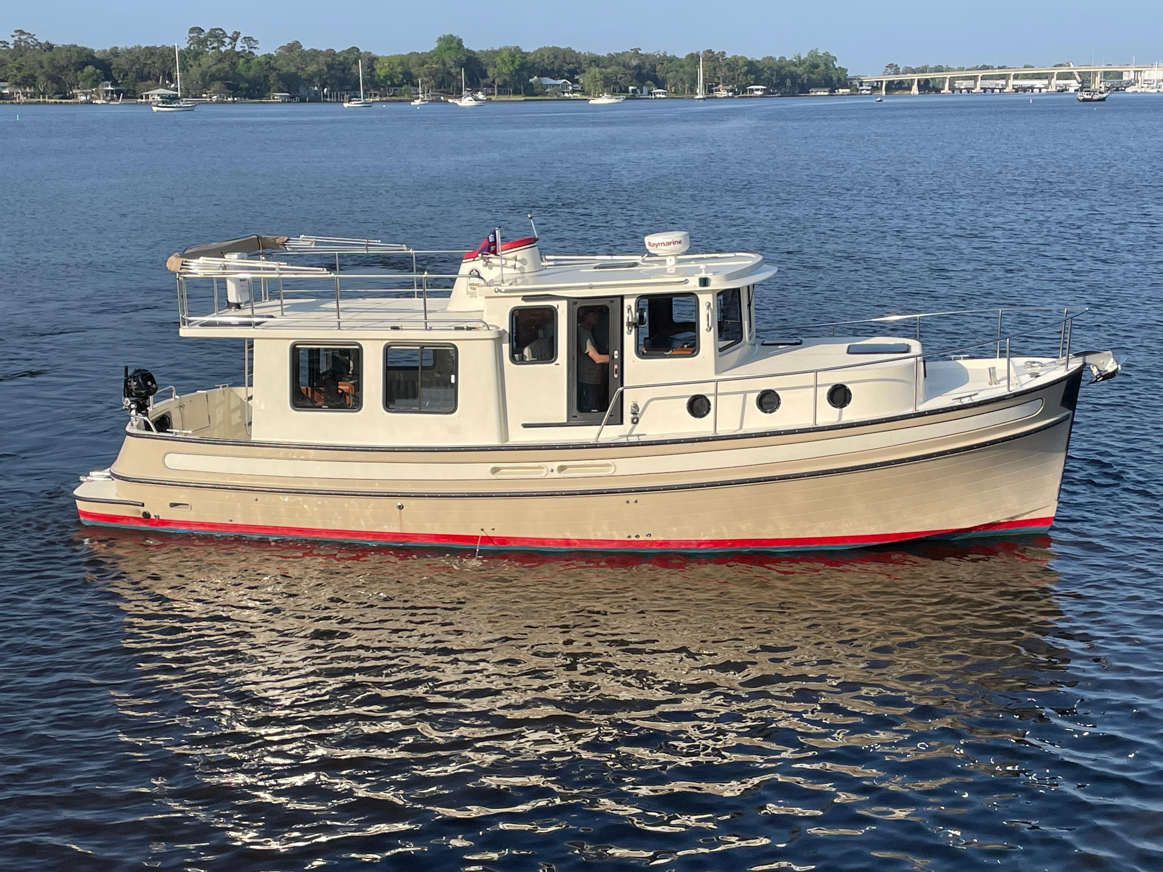 2001 Nordic Tug 37 Trawler for sale - YachtWorld