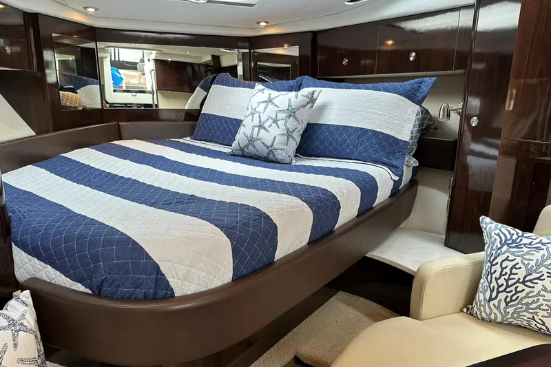 Fogo Yacht Photos Pics 