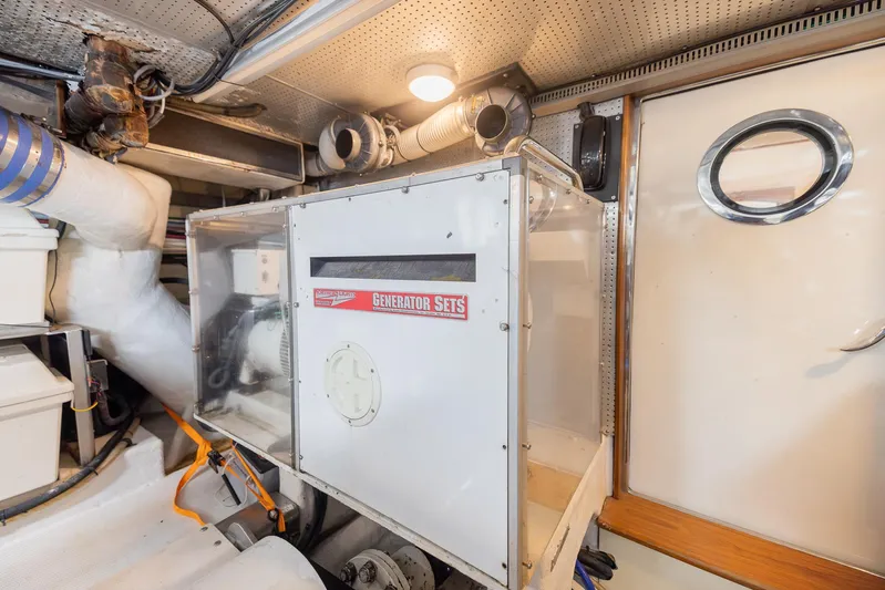 The Garlic Yacht Photos Pics 