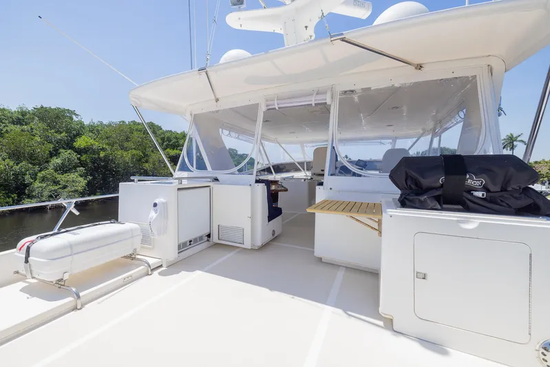 The Garlic Yacht Photos Pics 