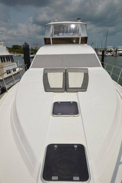 1999 Neptunus Sedan Flybridge