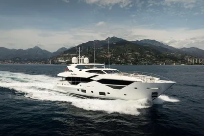 2018 Sunseeker 116 Sport Yacht