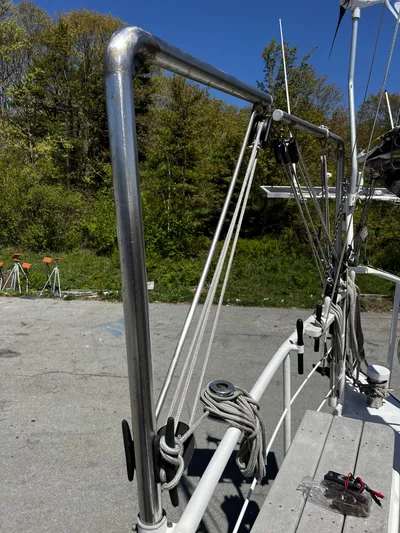 Melodeon Yacht Photos Pics Custom Seakindly Marine Tucker 52 sailboat rigging and deck details, 2006 model, in a marina setting.