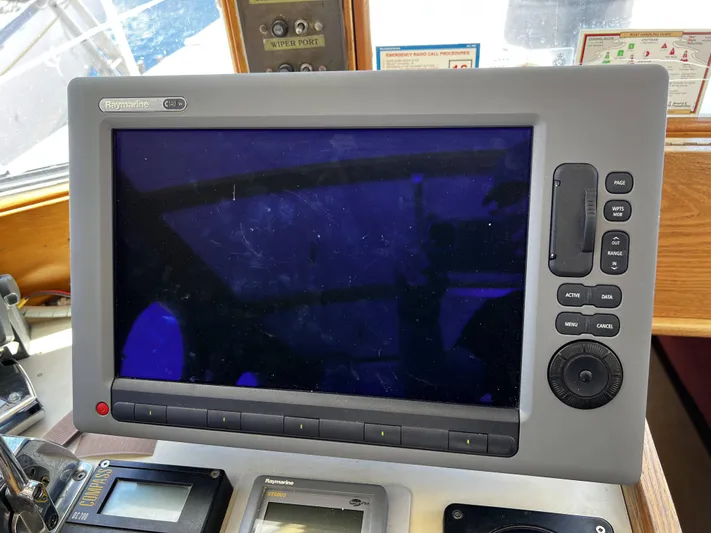 Melodeon Yacht Photos Pics 