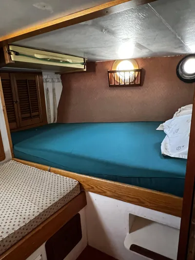 Melodeon Yacht Photos Pics 