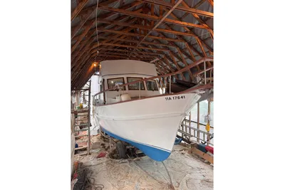 Custom Yukon 42 Trawler