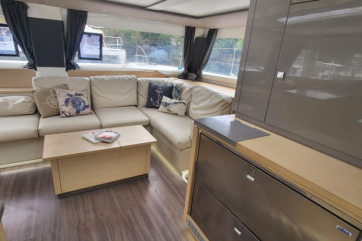 2018 Fountaine Pajot 44 