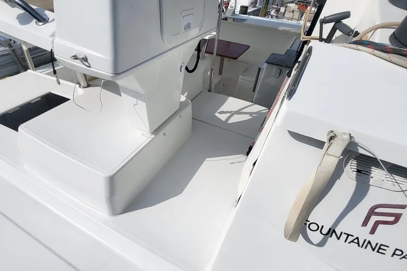 Knot On Call Yacht Photos Pics Helia 44 catamaran deck, Fountaine Pajot 2018 model, featuring sleek design and modern amenities.