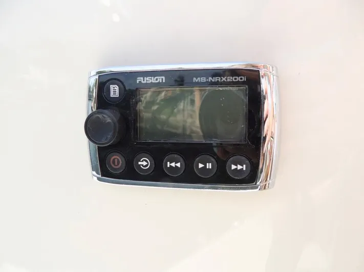  Yacht Photos Pics Fusion MS-NRX200i marine stereo controller on a 2016 Sea Ray 350 Sundancer.