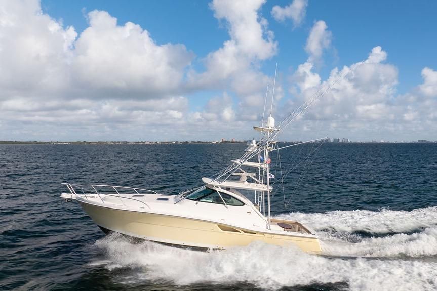 2005 Tiara Yachts 42 