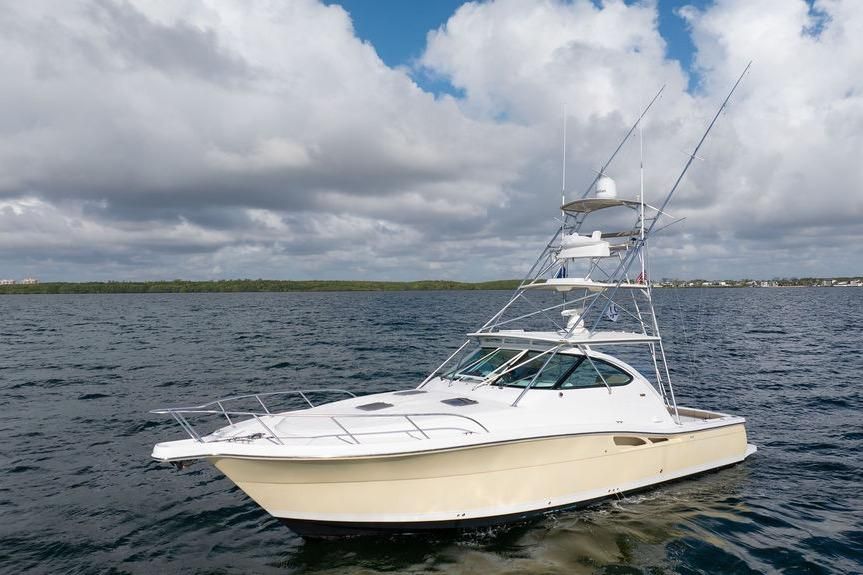 2005 Tiara Yachts 42 