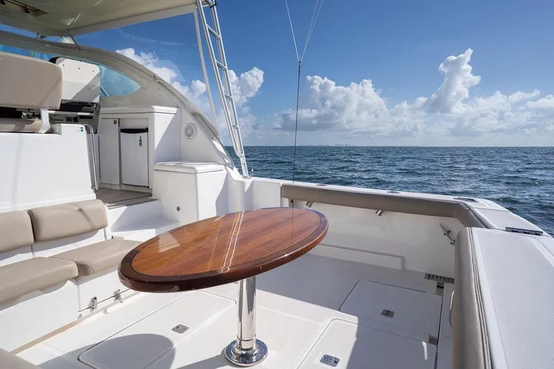  Yacht Photos Pics 2005 Tiara Yachts 4200 Open with elegant seating and ocean view.