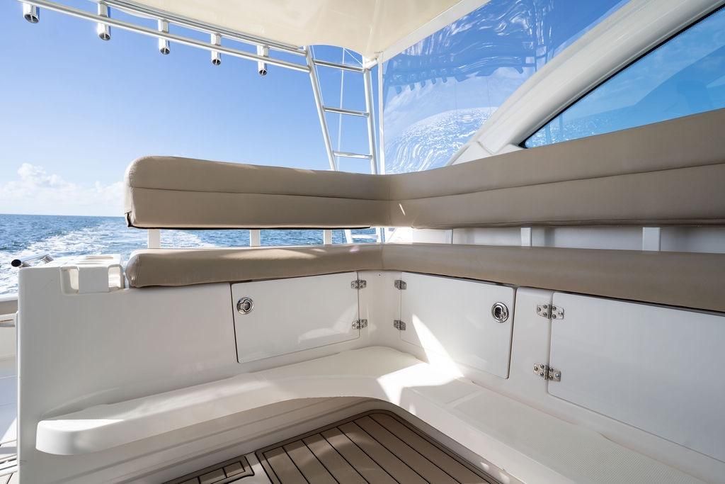 2005 Tiara Yachts 42 