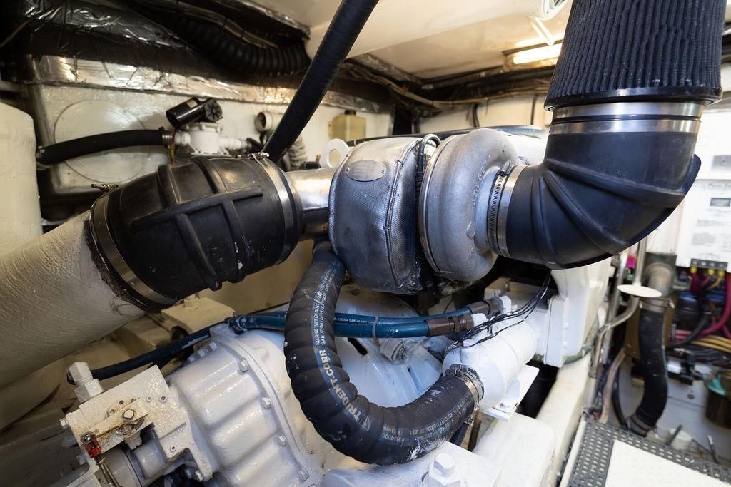 2005 Tiara Yachts 42 