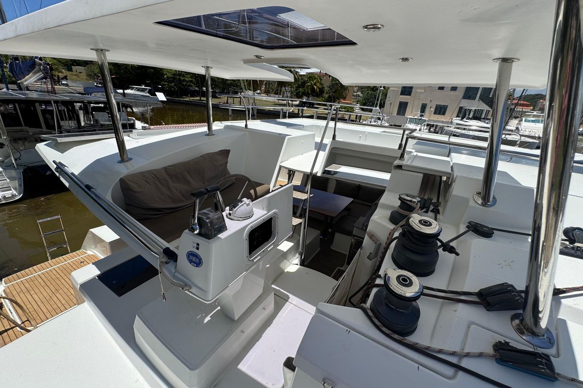 2017 Fountaine Pajot 49 