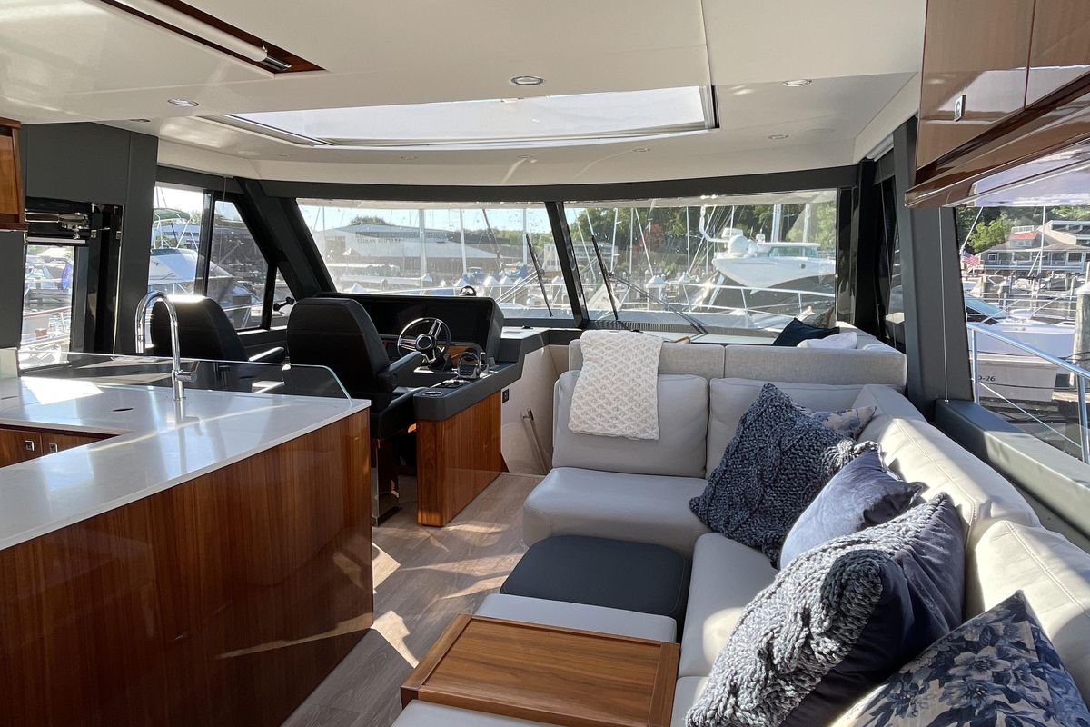 2025 Riviera 58 