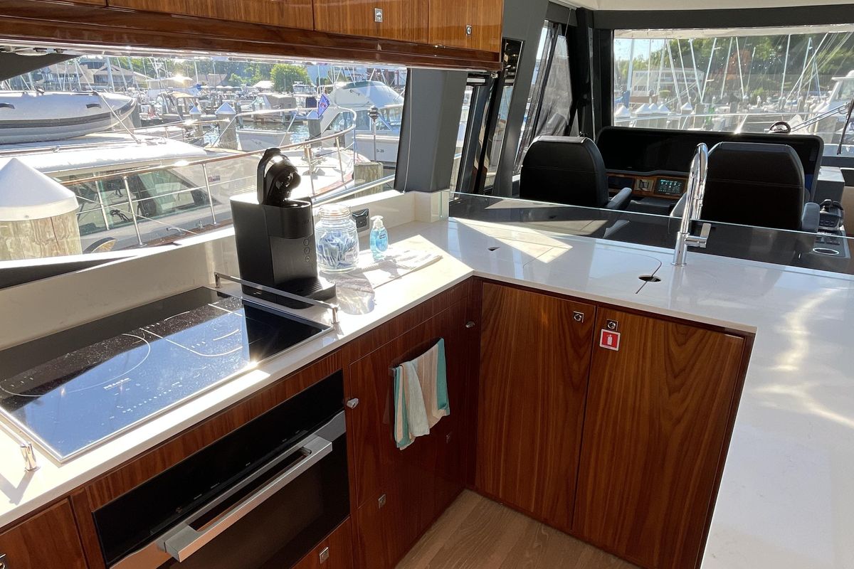 2025 Riviera 58 