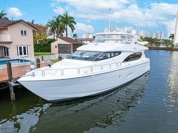2005 80' Hatteras-80 Motor Yacht Fort Lauderdale, FL, US