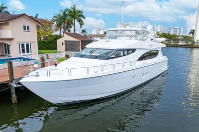 Hatteras 80 Motor Yacht
