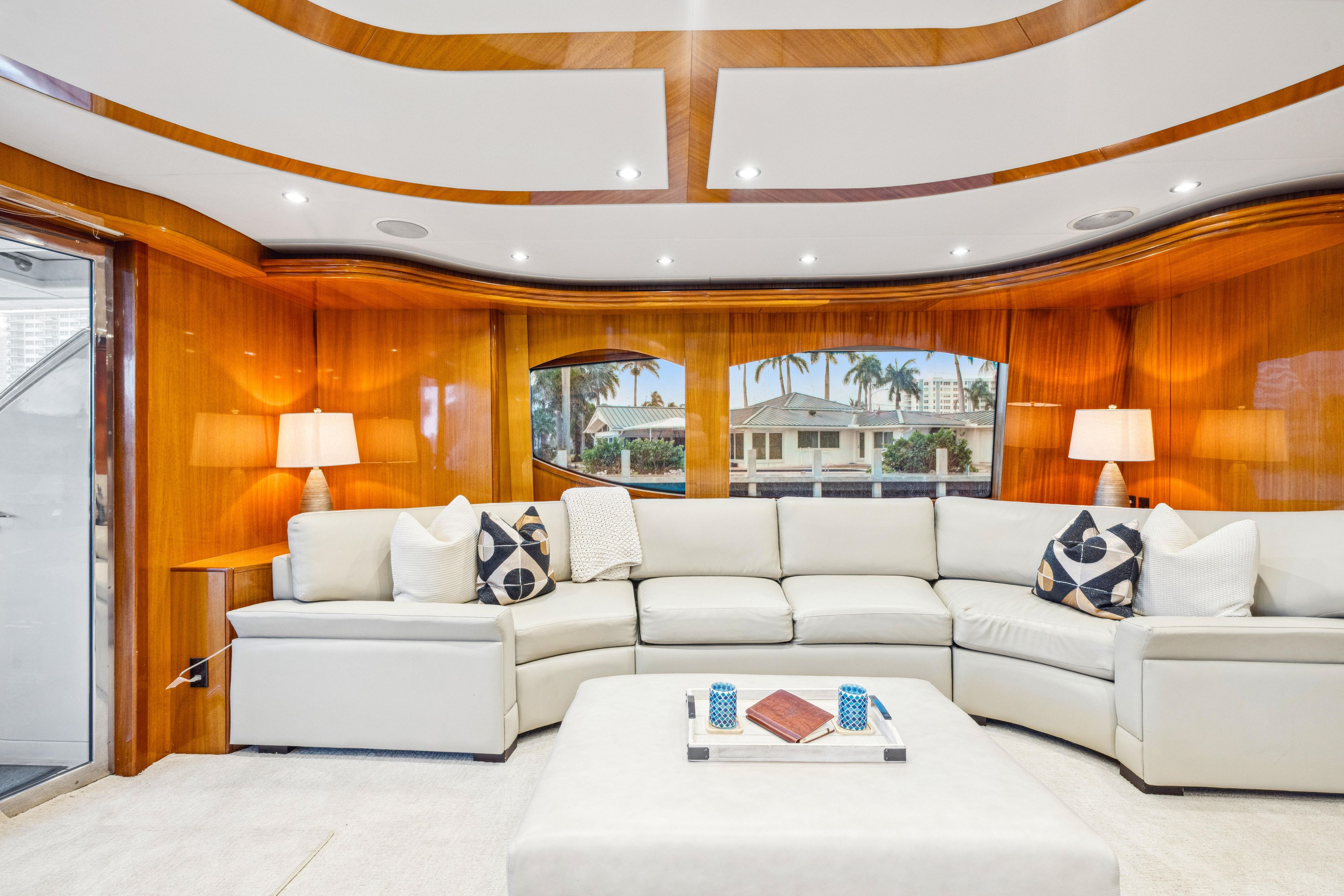 Yacht