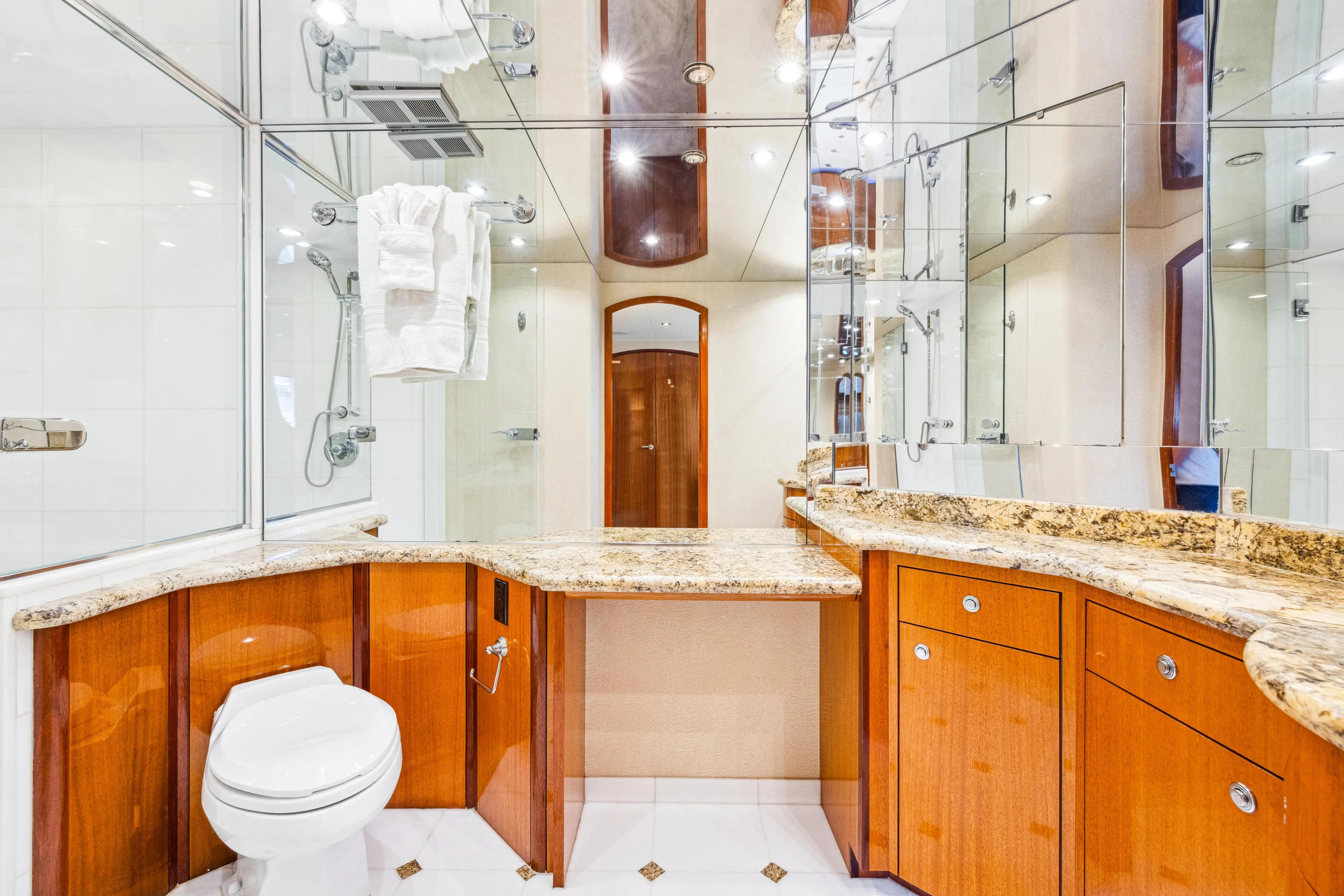 Corporate Approved 2 Yacht Photos Pics 