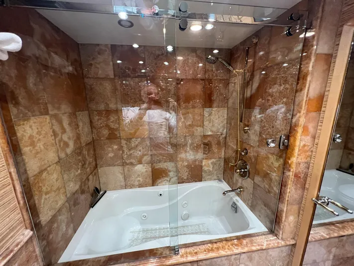 Aretecte Yacht Photos Pics 