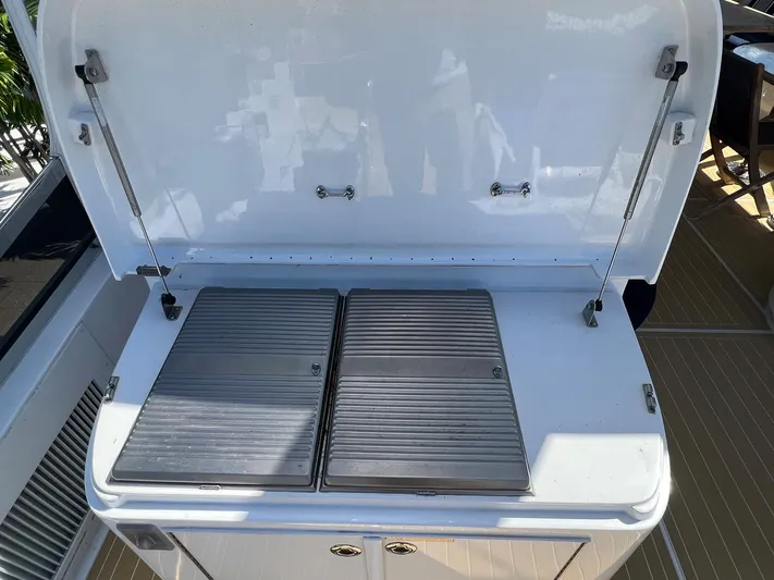 Aretecte Yacht Photos Pics 