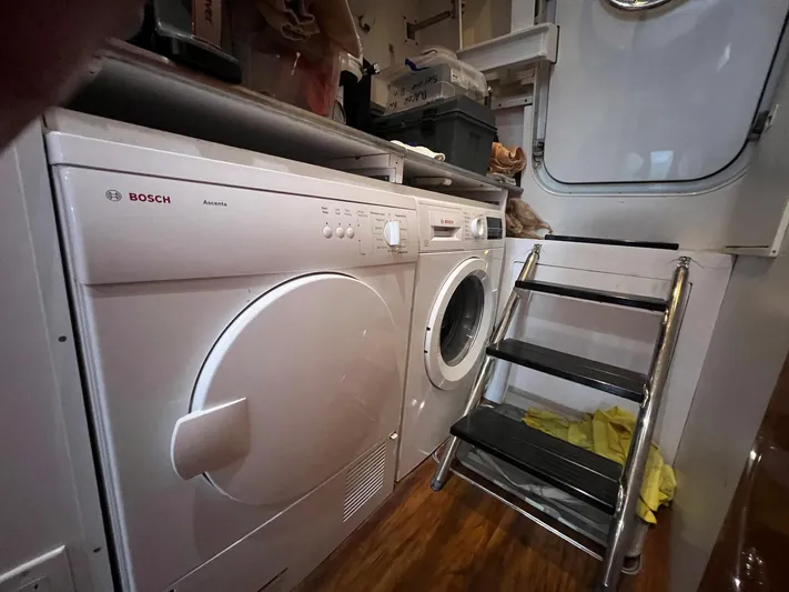 Aretecte Yacht Photos Pics 