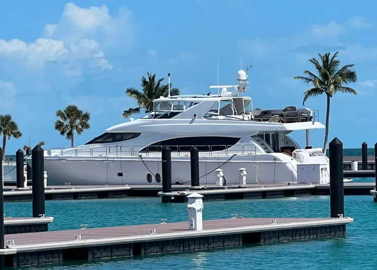 Aretecte Yacht Photos Pics 