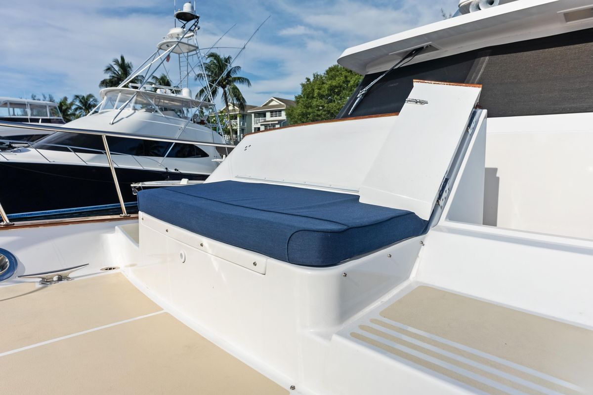 2005 Grand Banks 72 