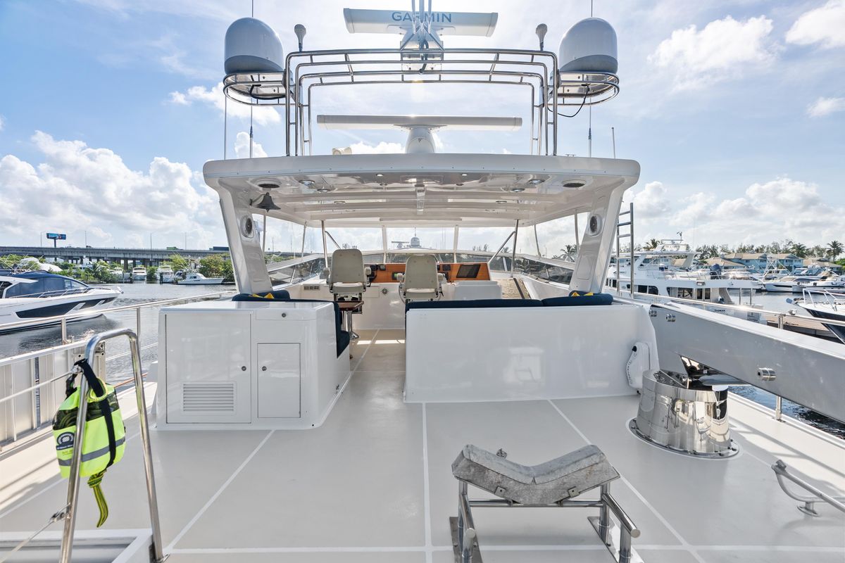 2005 Grand Banks 72 
