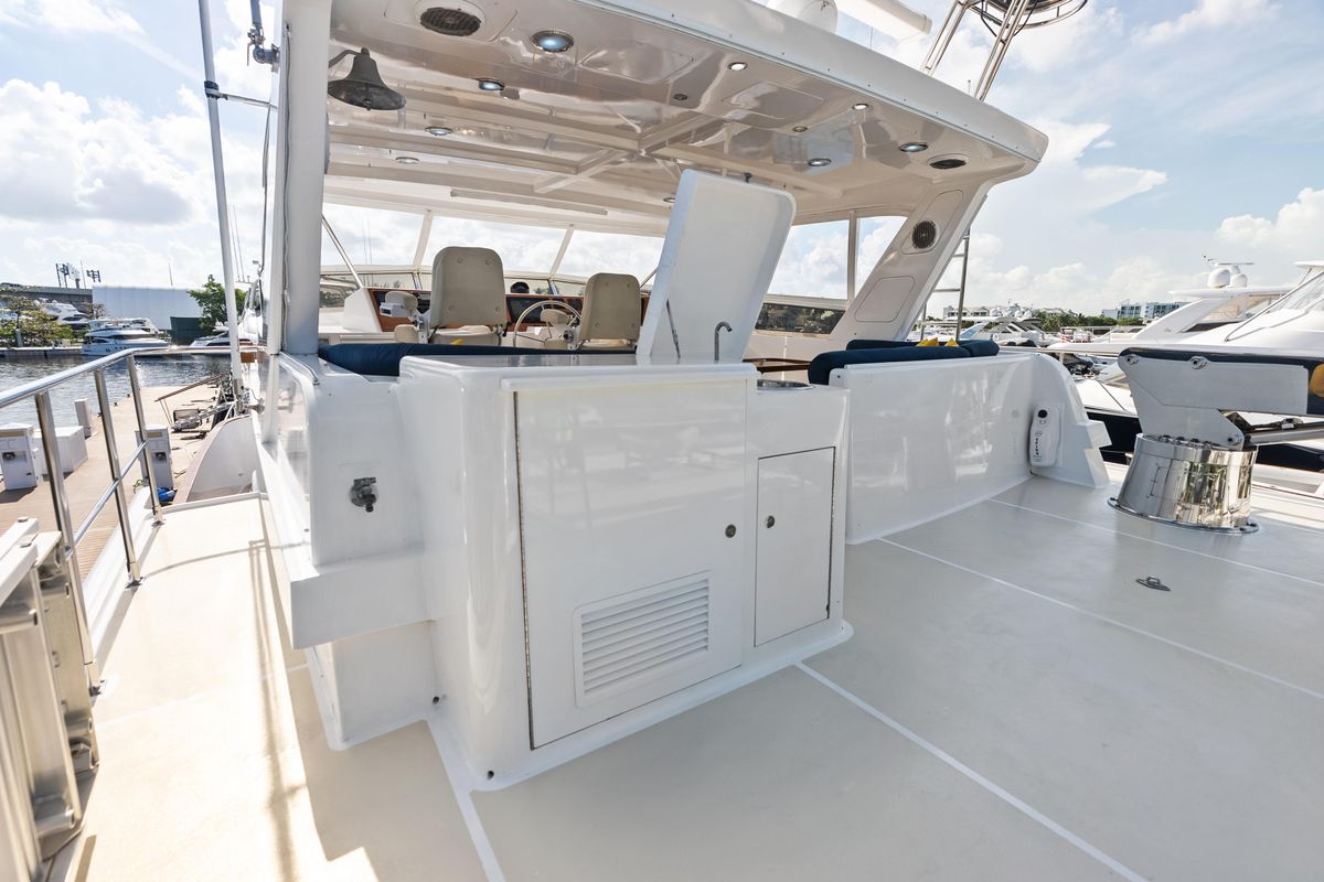 2005 Grand Banks 72 