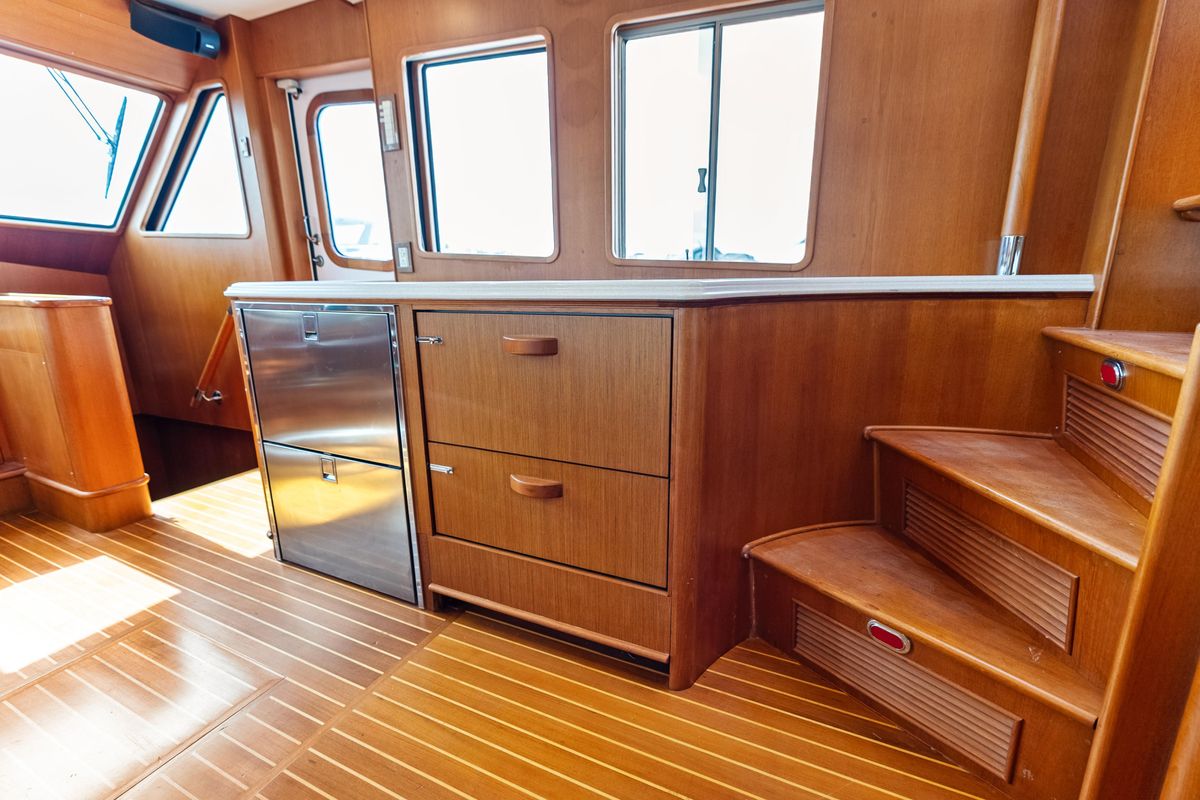 2005 Grand Banks 72 