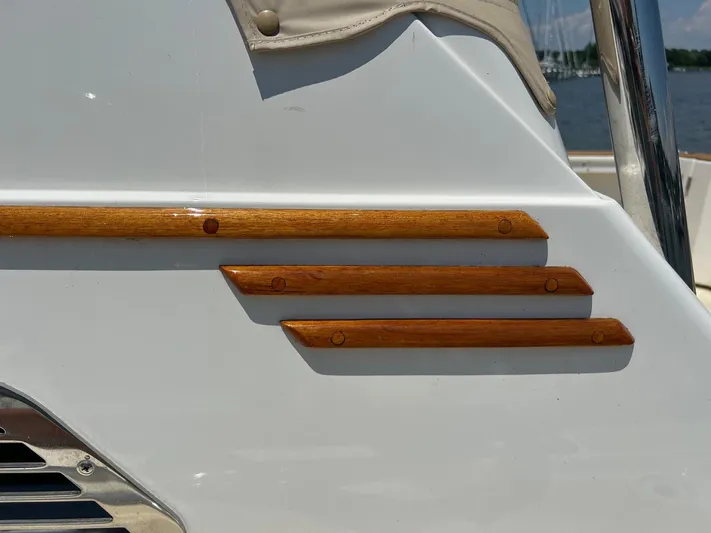 Fish Tank Yacht Photos Pics 