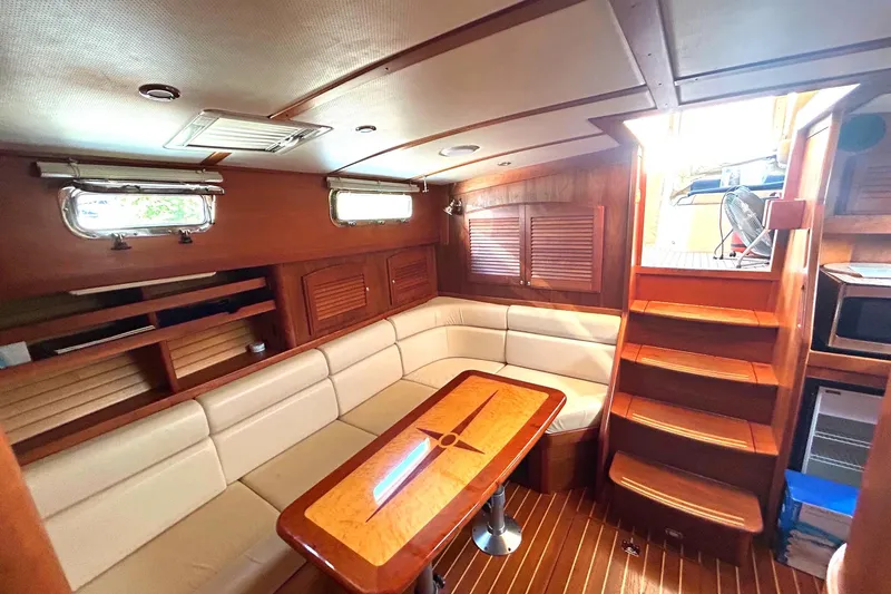 Fish Tank Yacht Photos Pics 