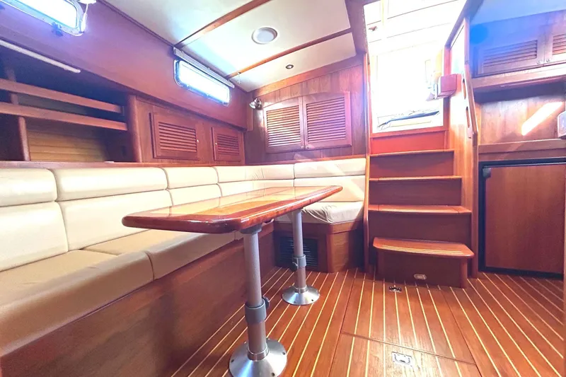 Fish Tank Yacht Photos Pics 