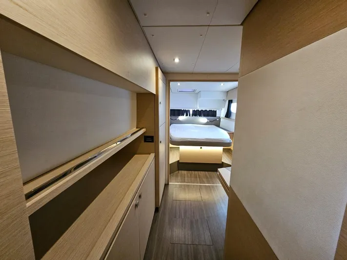  Yacht Photos Pics Catamaran Fountaine Pajot Saba 50 - D Yachts