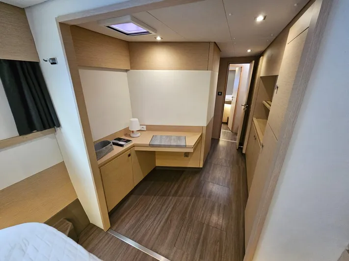  Yacht Photos Pics Catamaran Fountaine Pajot Saba 50 - D Yachts