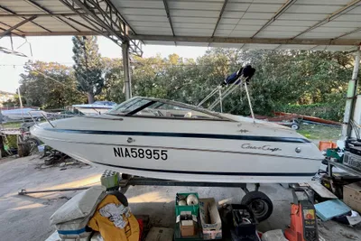1999 Chris-Craft 210 Cuddy